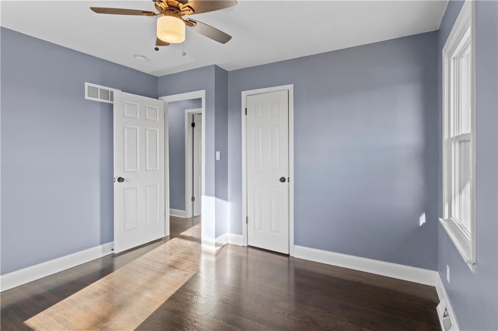 10801 wheeling Street — photo 23