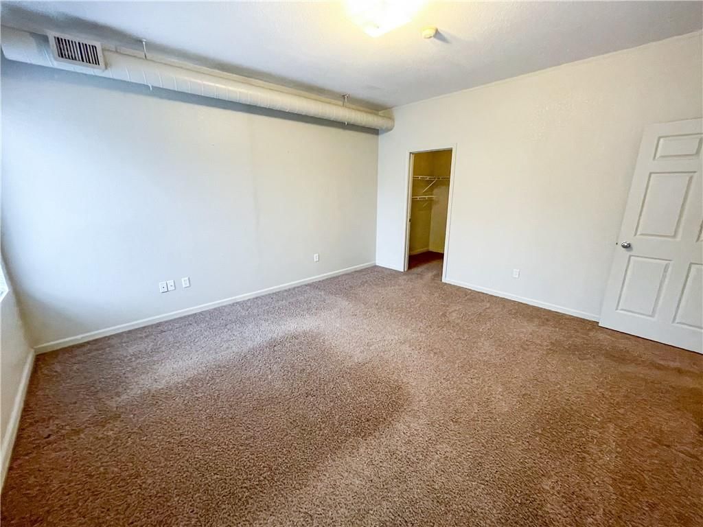 3756 Broadway Boulevard — photo 9