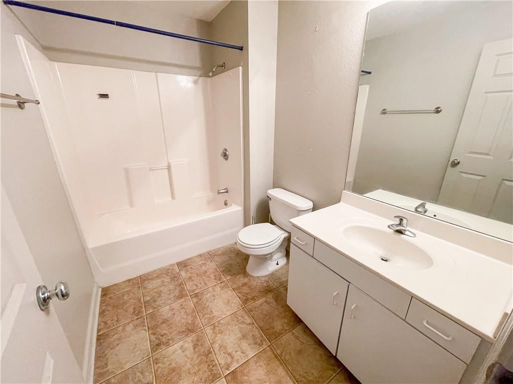 3756 Broadway Boulevard — photo 10