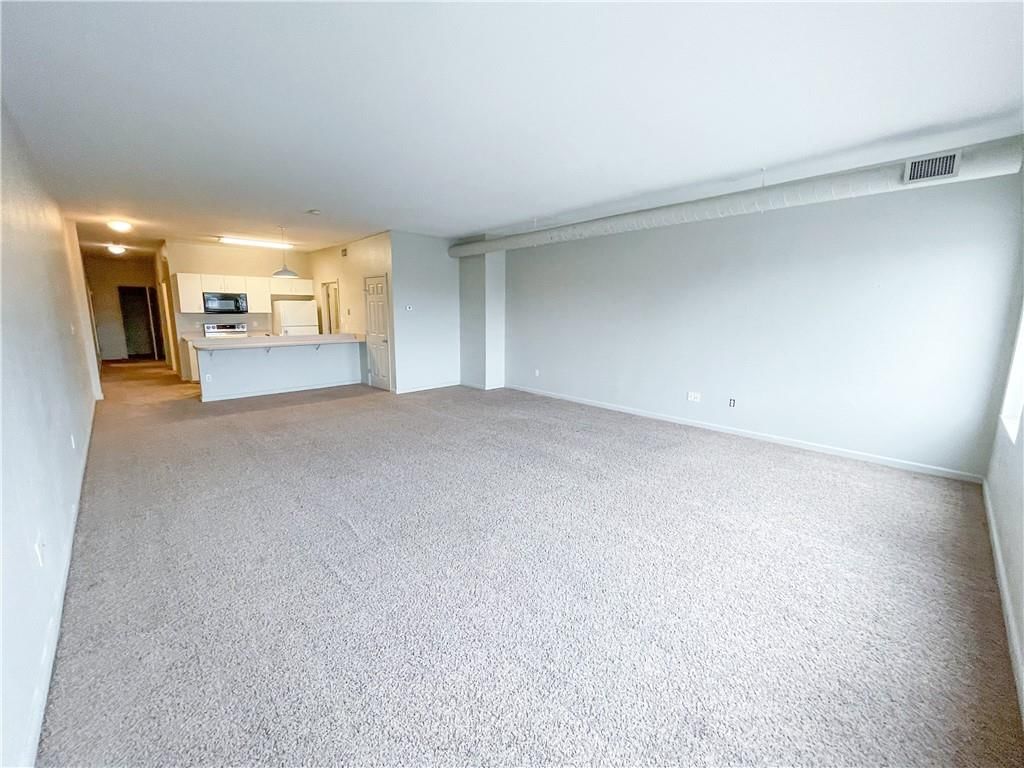 3756 Broadway Boulevard — photo 13