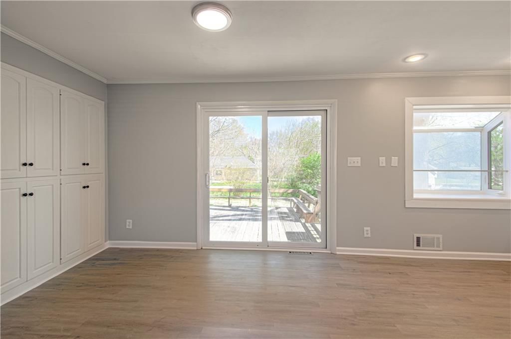 9633 Hayes Street — photo 7