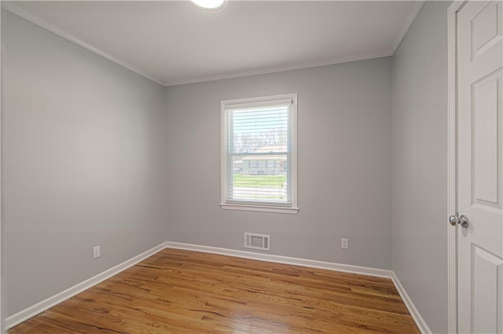 9633 Hayes Street — photo 17