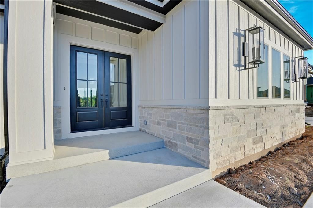 21349 W 94th Street — photo 3