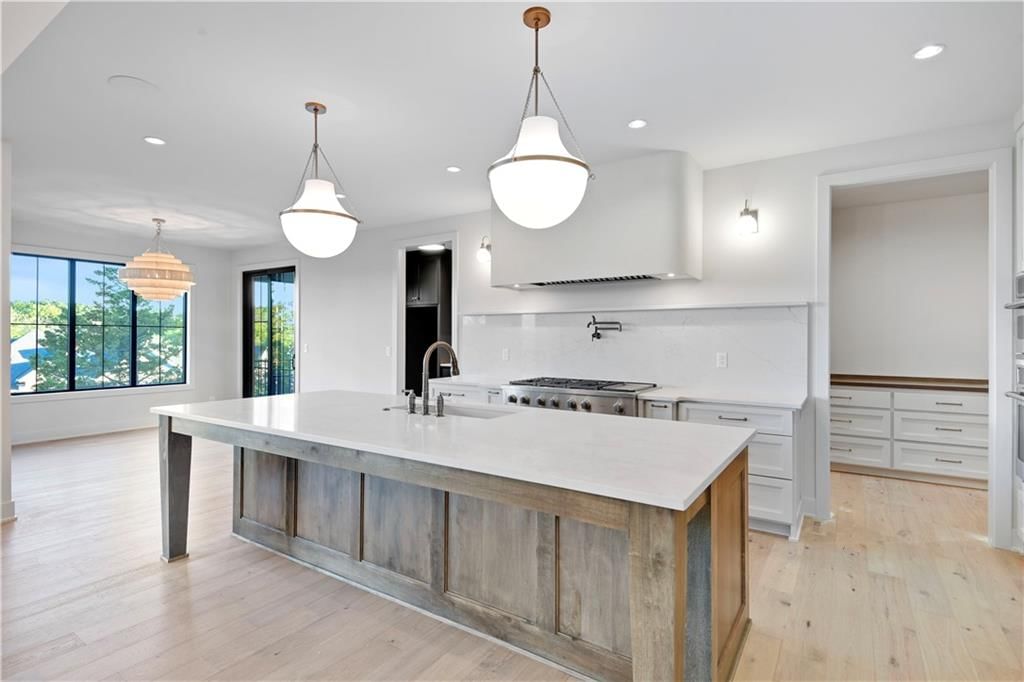 21349 W 94th Street — photo 10