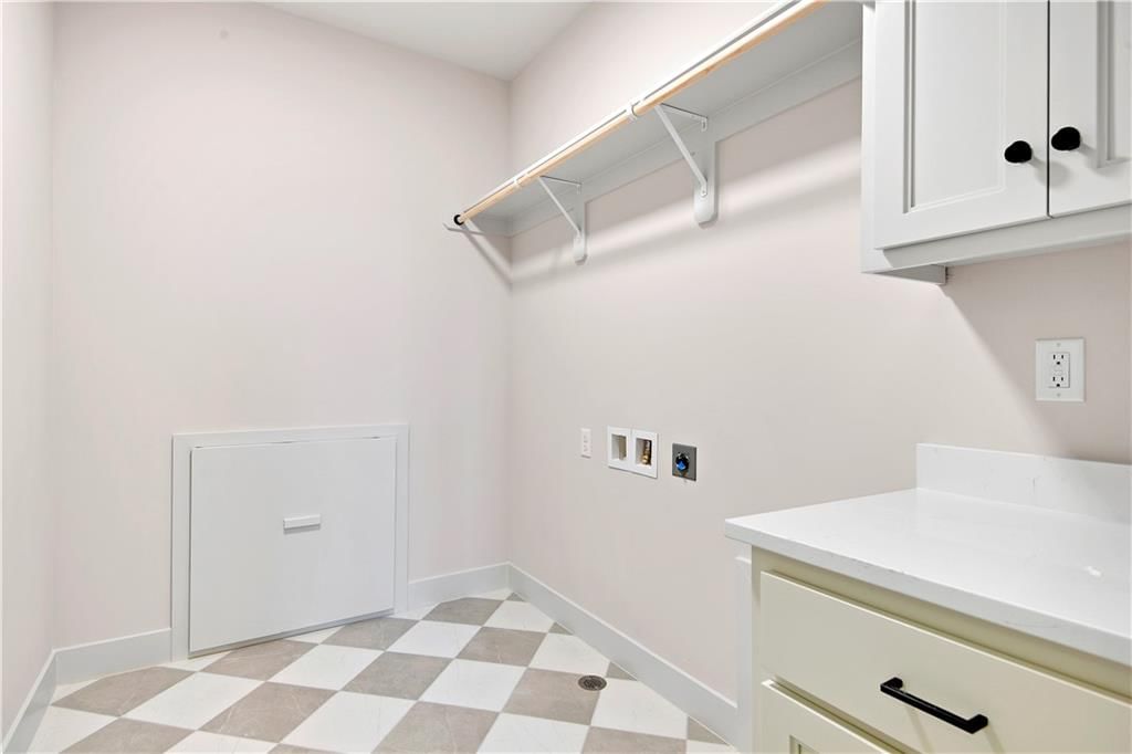 21349 W 94th Street — photo 36