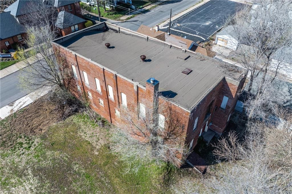 1005 N 10th Street — photo 4