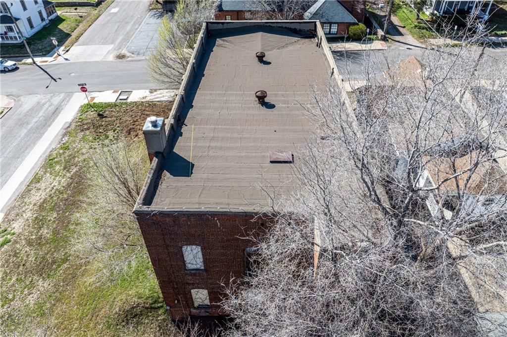 1005 N 10th Street — photo 6