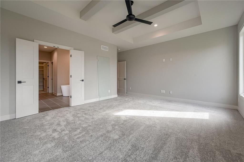 9187 N Chestnut Avenue — photo 16