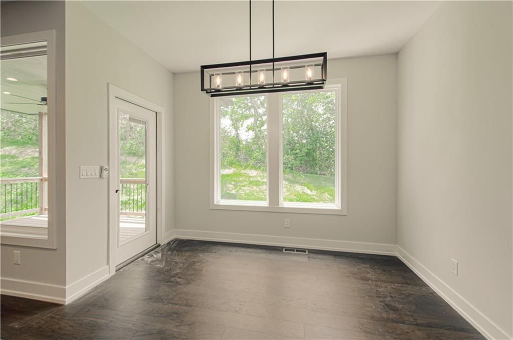 Photo 13 of 43 - 16615 NW 124th Street