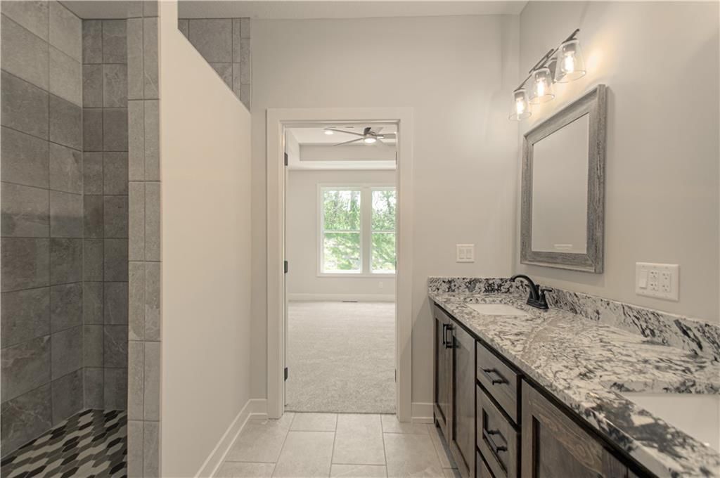 Photo 18 of 43 - 16615 NW 124th Street