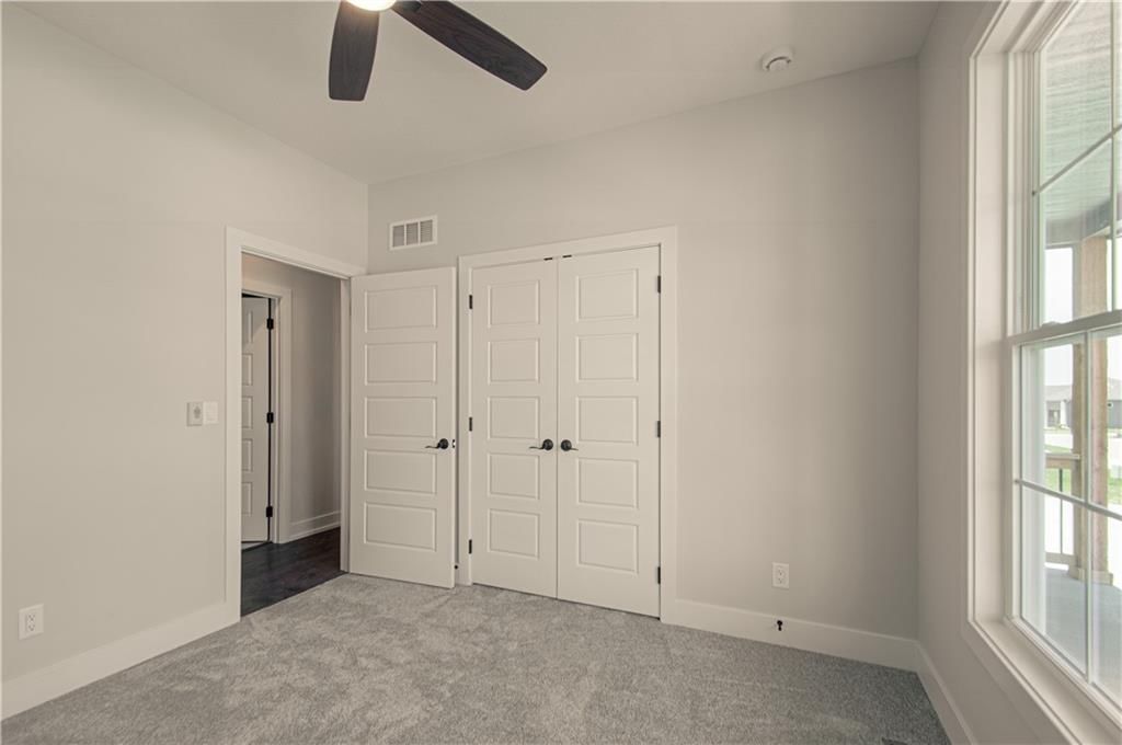 Photo 23 of 43 - 16615 NW 124th Street