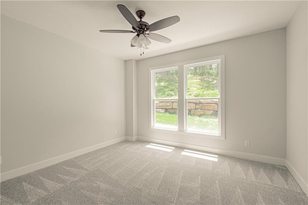 Photo 33 of 43 - 16615 NW 124th Street