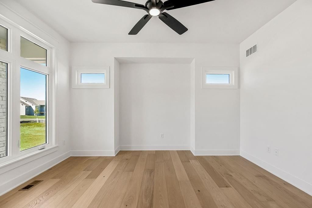 18251 W 168th Terrace — photo 4