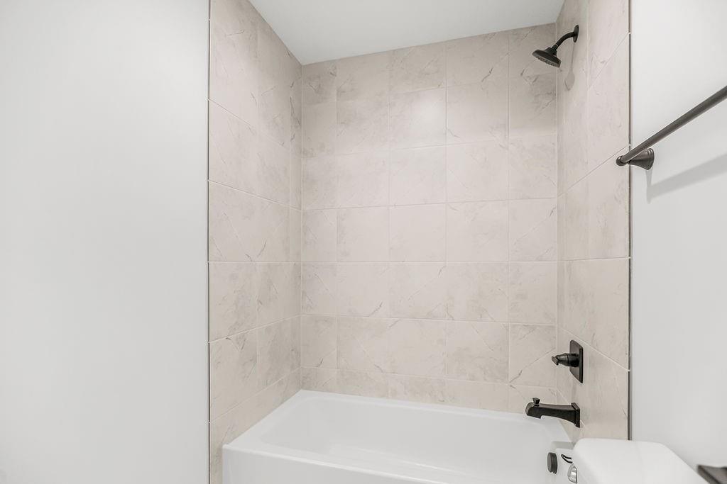18251 W 168th Terrace — photo 25