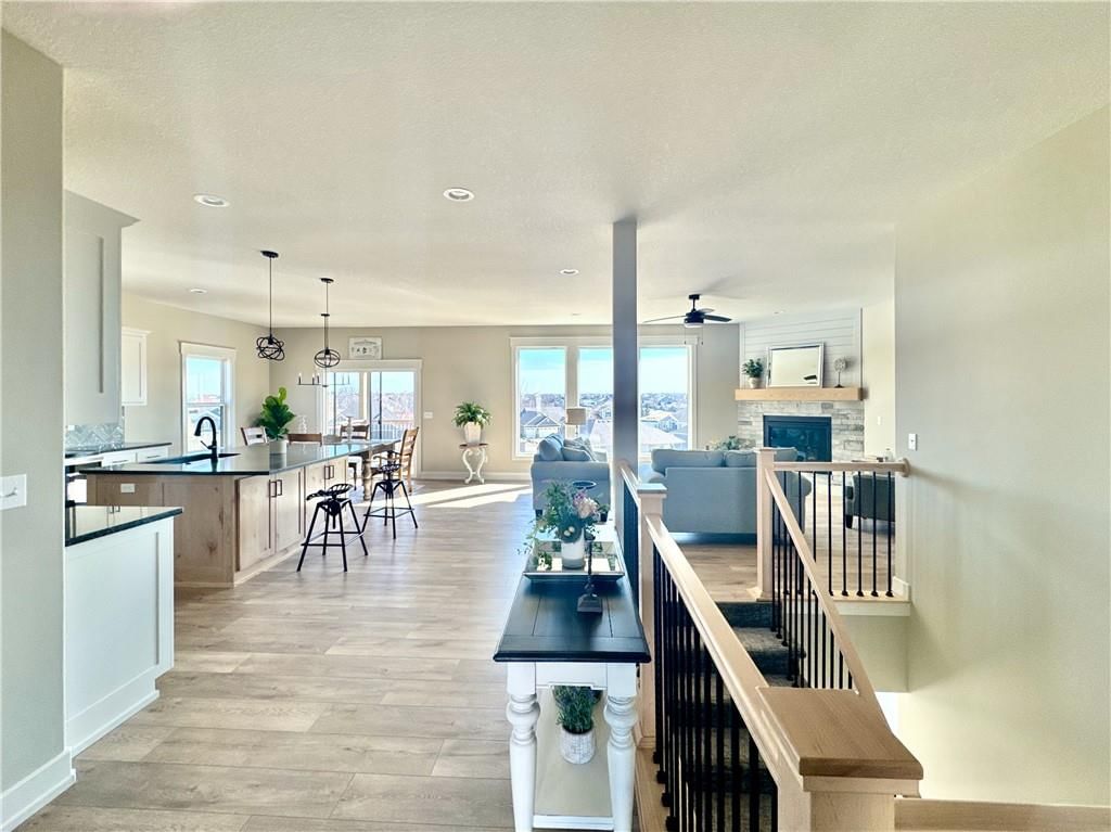 12915 N Champanel Way — photo 6