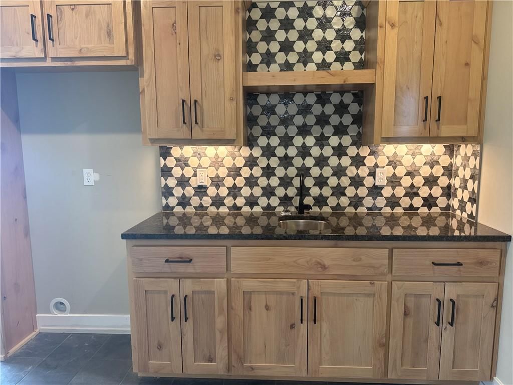 12915 N Champanel Way — photo 20