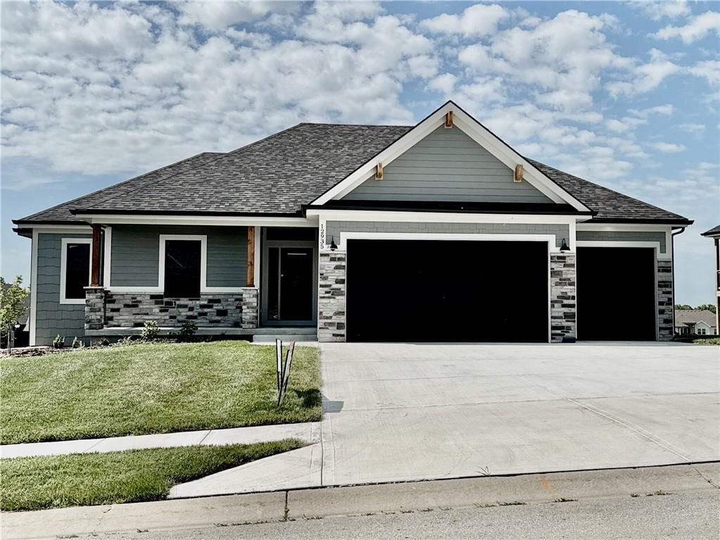 12935 N Champanel Way — photo 1