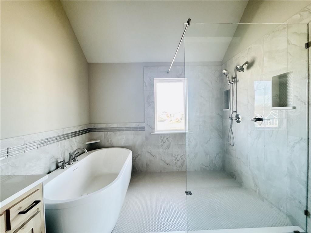 12585 N Beacon Court — photo 11