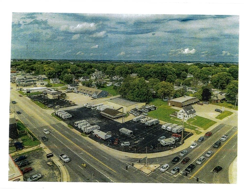 1209 S Belt Highway — photo 1