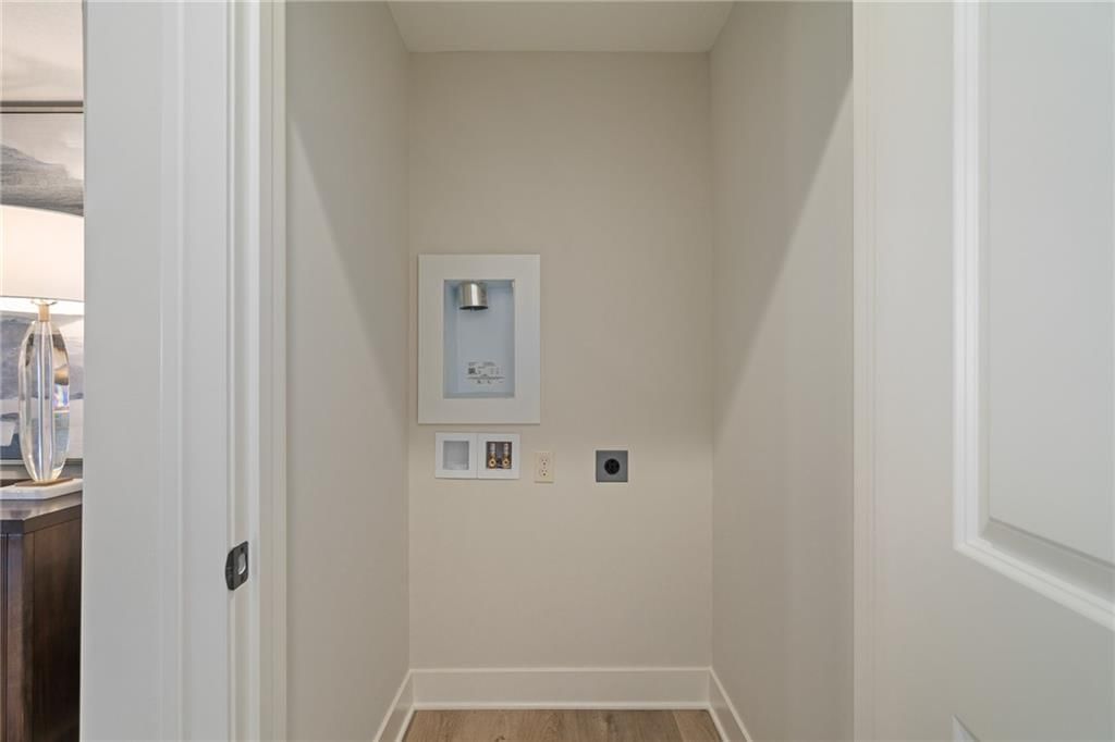 1406 Upton Court — photo 49