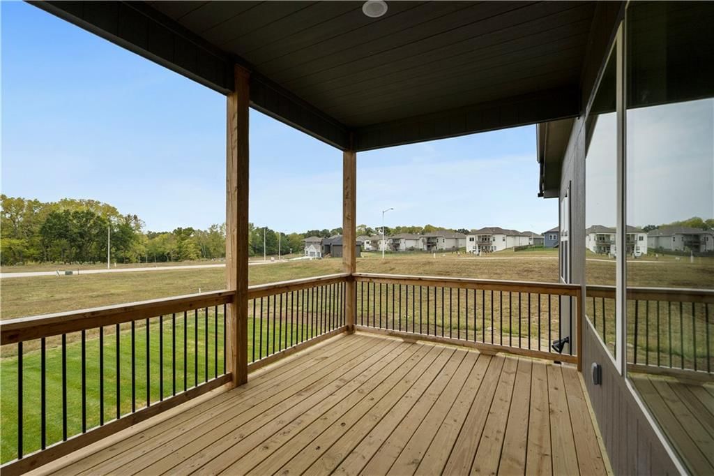 12156 N Tracy Avenue — photo 29