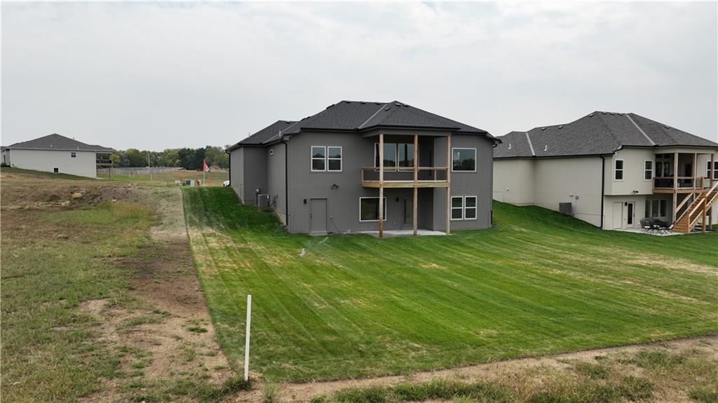 12156 N Tracy Avenue — photo 30