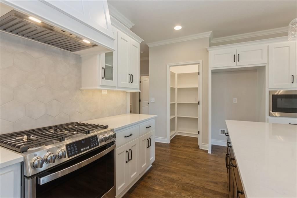 11433 S Waterford Drive — photo 8
