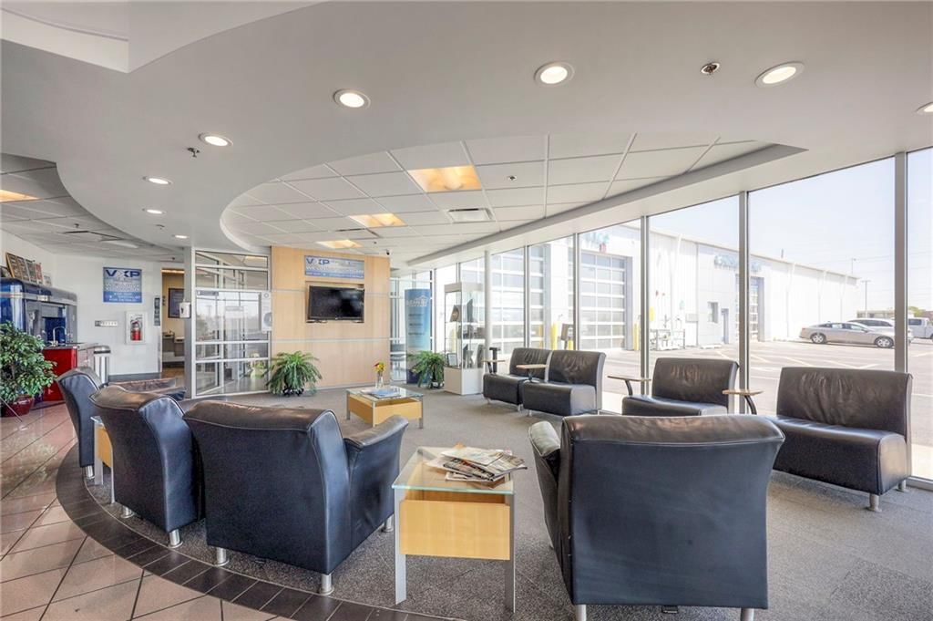 3921 & 3927 Frederick Avenue — photo 13