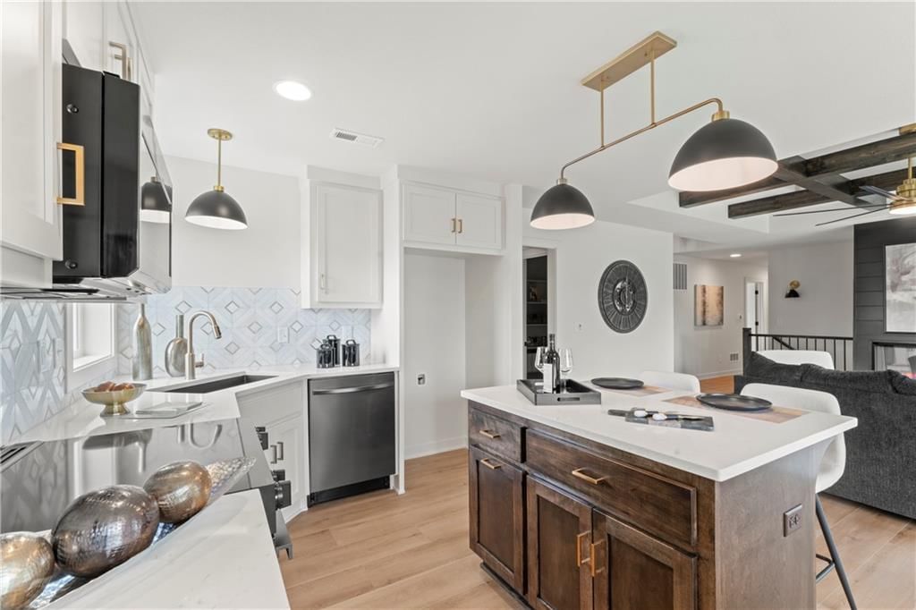 610 SE 21st Street — photo 11