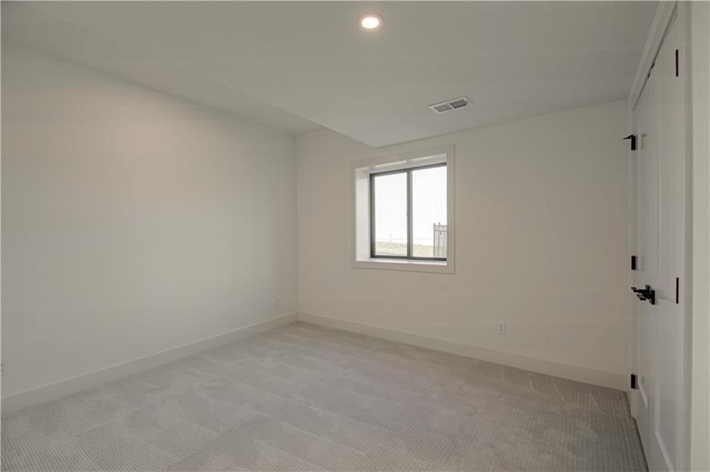 12445 Appaloosa Street — photo 32
