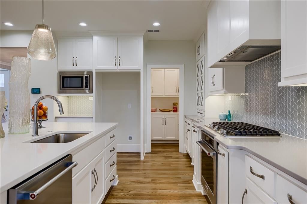 17553 Acton Street — photo 18
