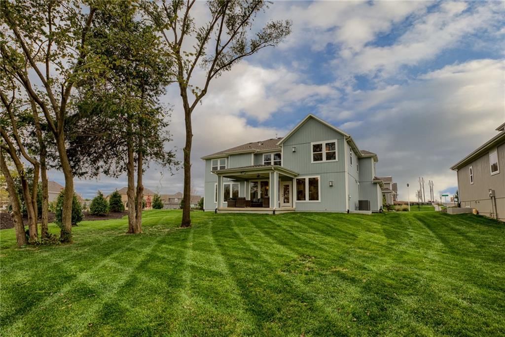 17553 Acton Street — photo 46