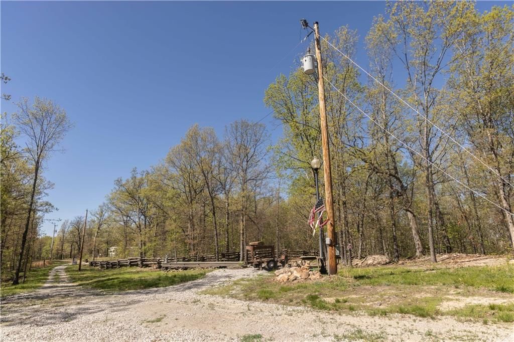 27064 Hickory Tree Lane — photo 17