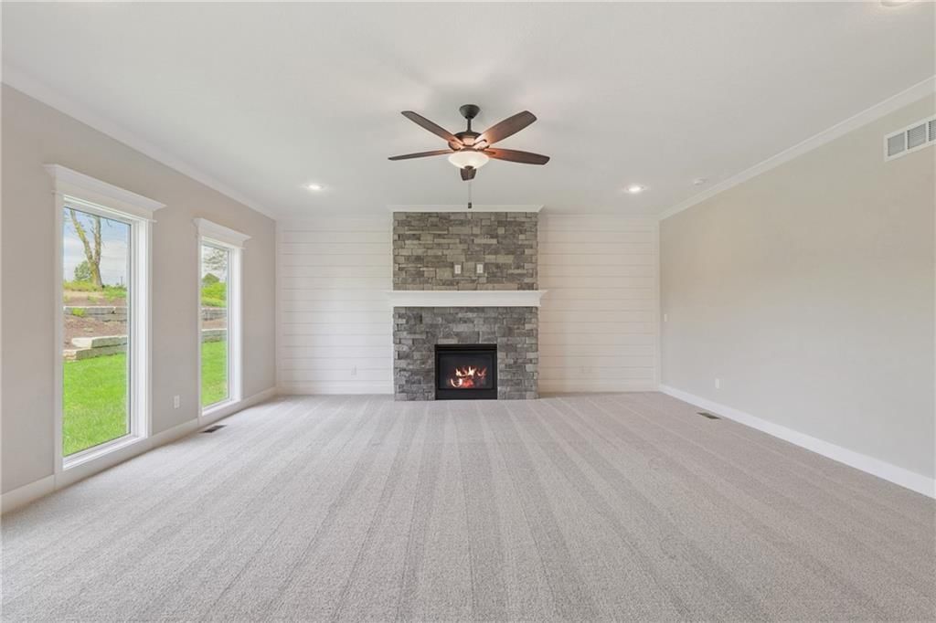 10318 N Winchester Avenue — photo 7