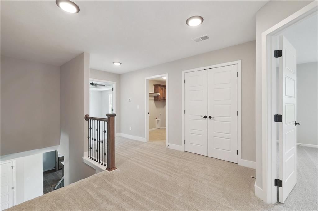 10318 N Winchester Avenue — photo 18