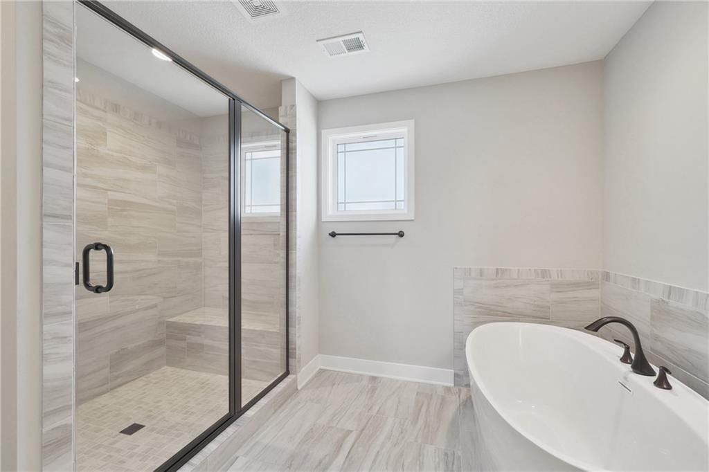 10318 N Winchester Avenue — photo 26