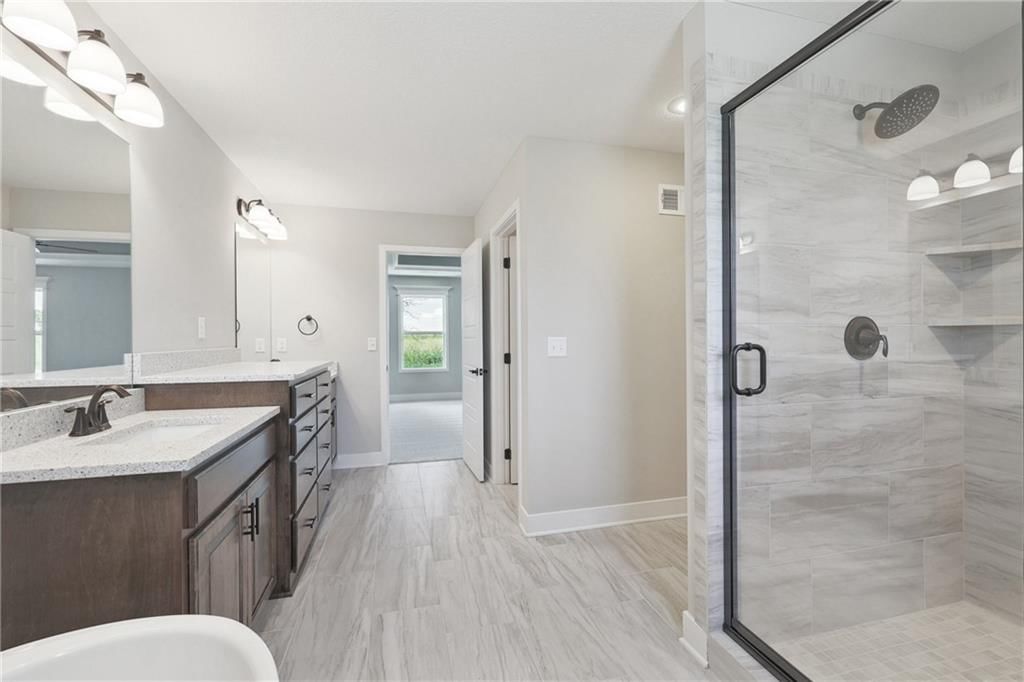 10318 N Winchester Avenue — photo 27