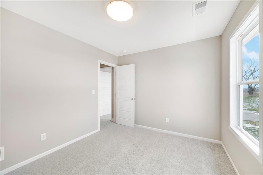 10302 N Winchester Avenue — photo 31