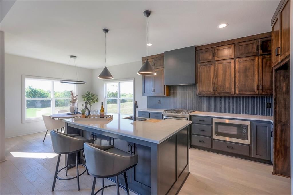 8407 NW 90th Street — photo 3