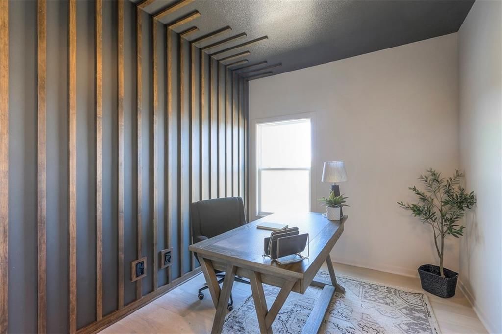 8407 NW 90th Street — photo 32