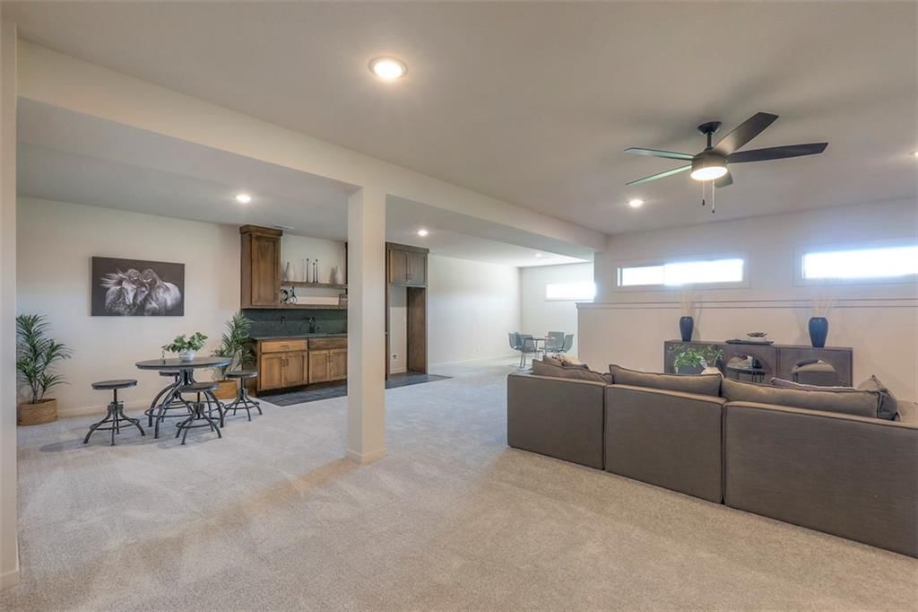 8407 NW 90th Street — photo 39