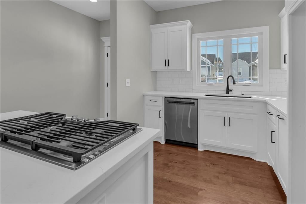 Photo 9 of 31 - 646 NW 110th Street
