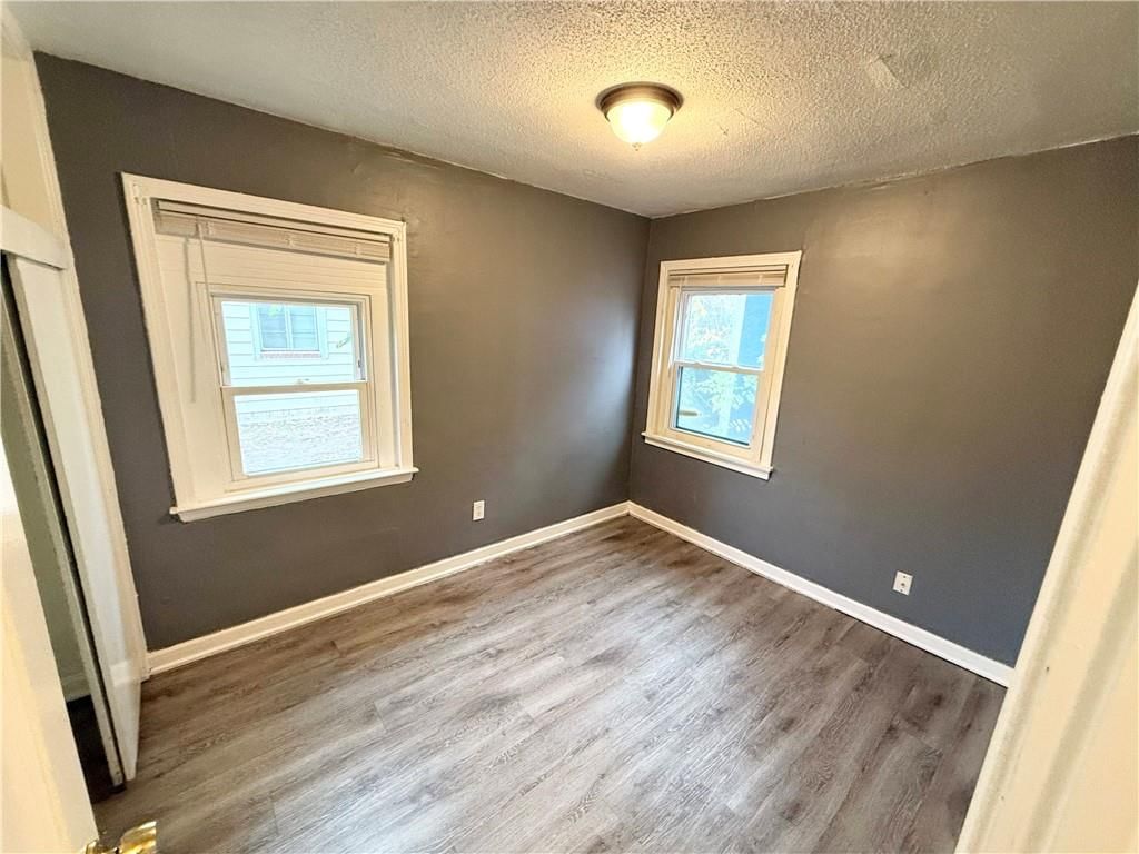 Photo 20 of 21 - 6133 Walrond Avenue