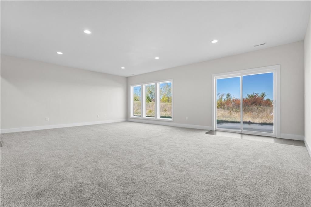 1140 SW Whitby Drive — photo 21