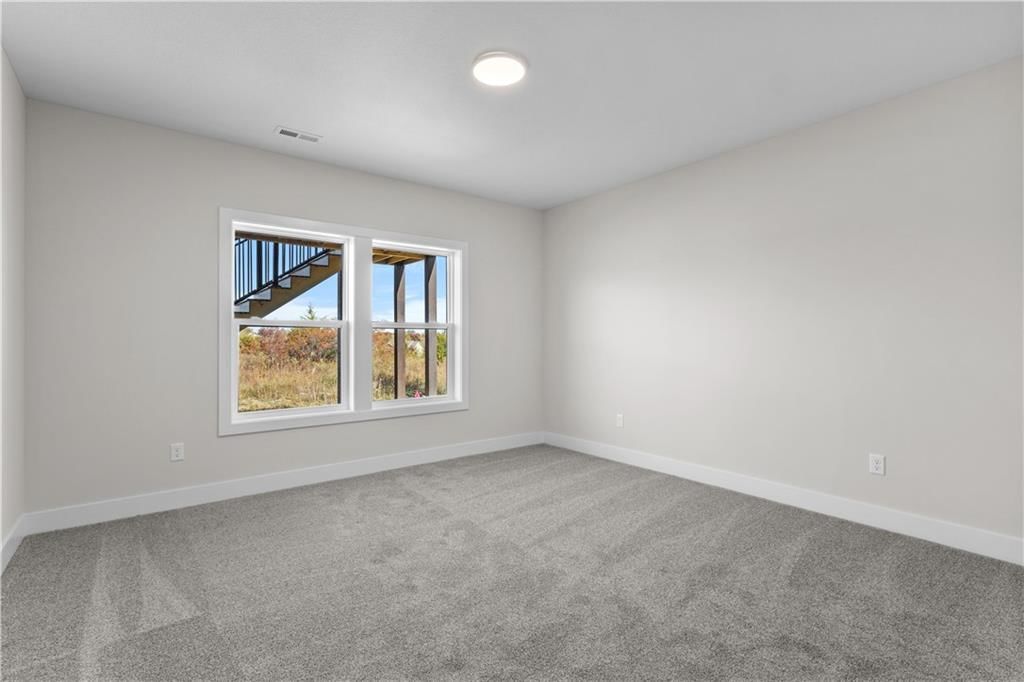 1140 SW Whitby Drive — photo 24