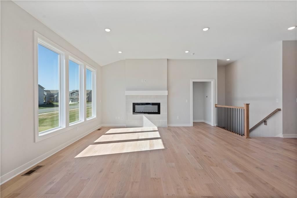 1805 SW Hightown Drive — photo 6