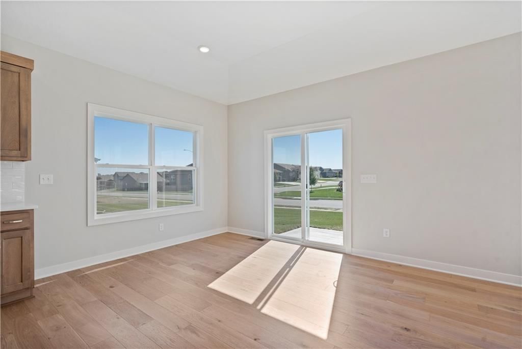 1805 SW Hightown Drive — photo 12
