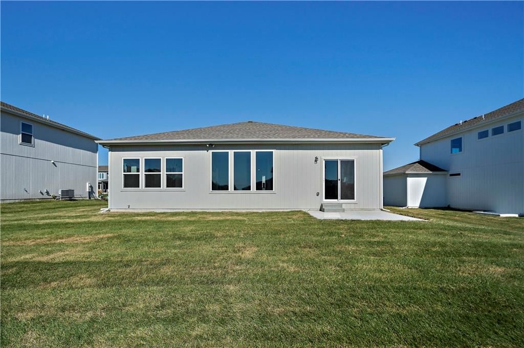 1805 SW Hightown Drive — photo 30