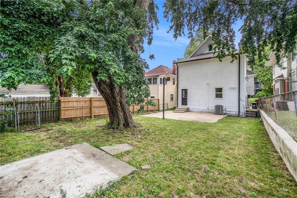 141 Kensington Avenue — photo 30