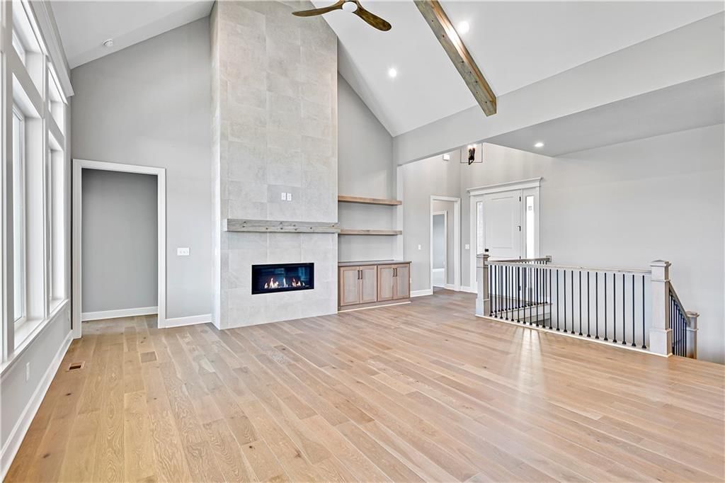 Photo 7 of 31 - 22047 W 94th Street
